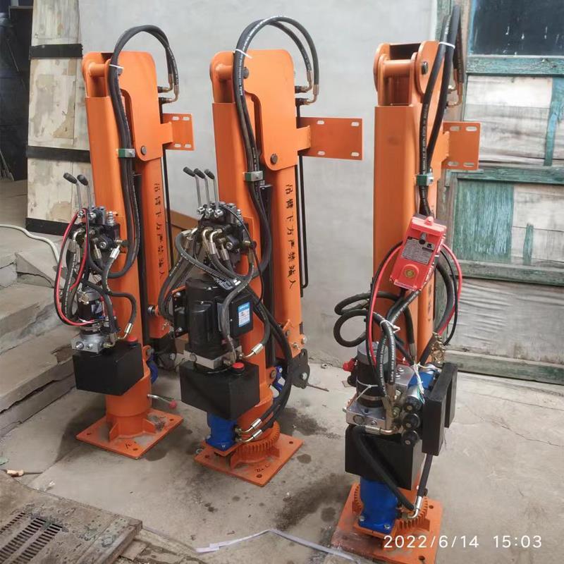 北塔区重汽蓝牌随车吊 3.2吨 国六动力强 液压驱动 农用自卸起重机